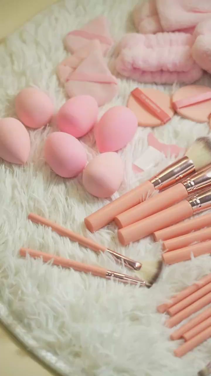 50PCS Makeup Tools:1PC cosmetic bag+25PCS Makeup brush set+9PCS Makeup Sponges+9PCS Powder Puffs+6PCS Makeup Tools